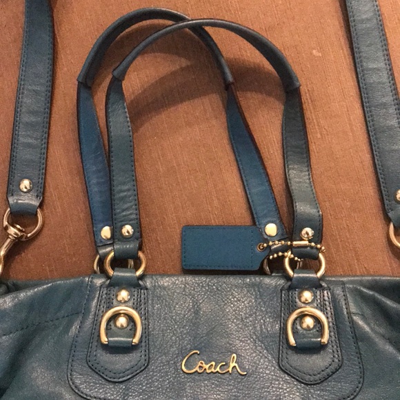 Coach satchel in teal color with a removable strap - Picture 2 of 8